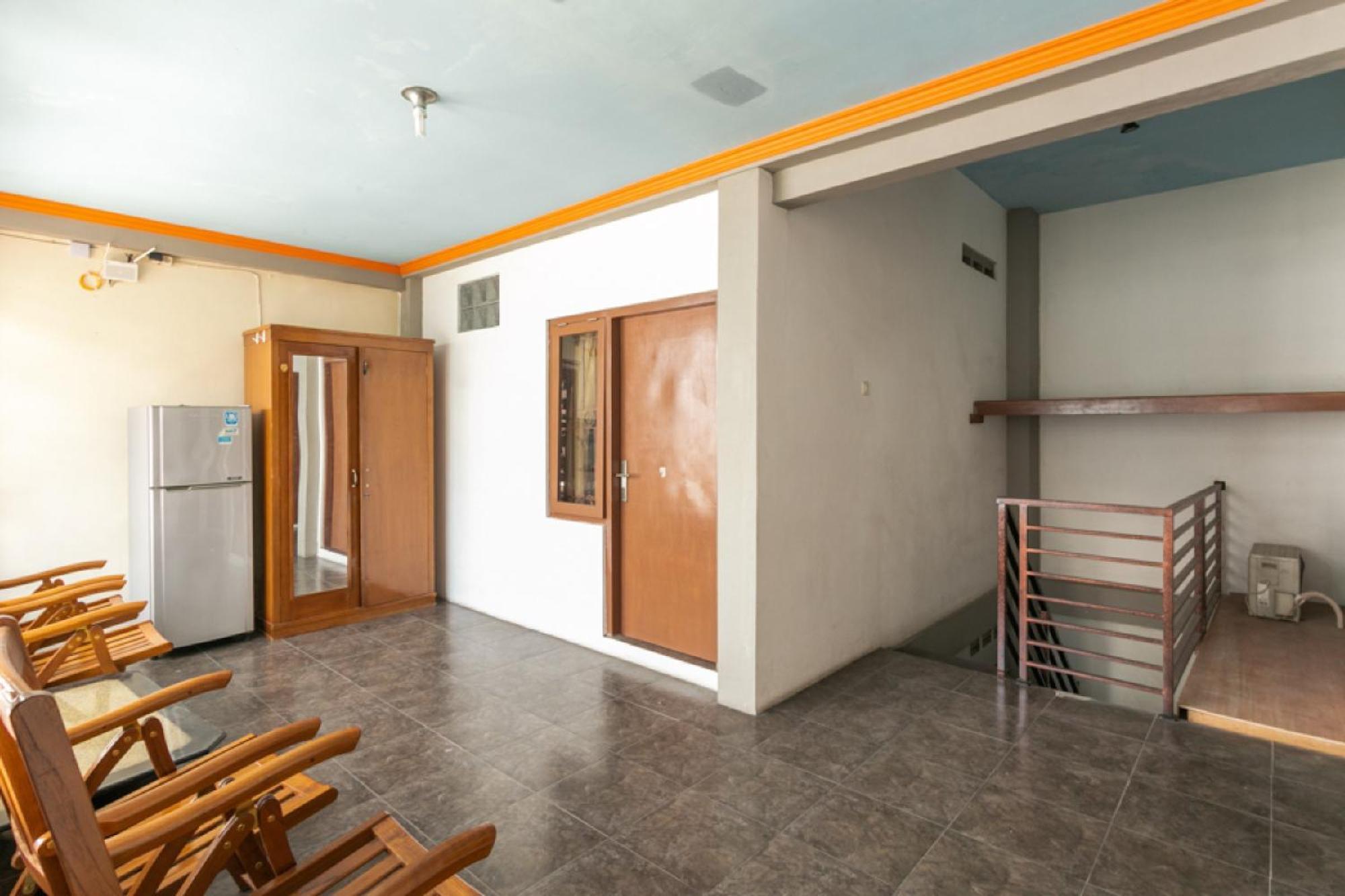 Reddoorz Syariah Near Stadion Manahan Solo 2 Extérieur photo