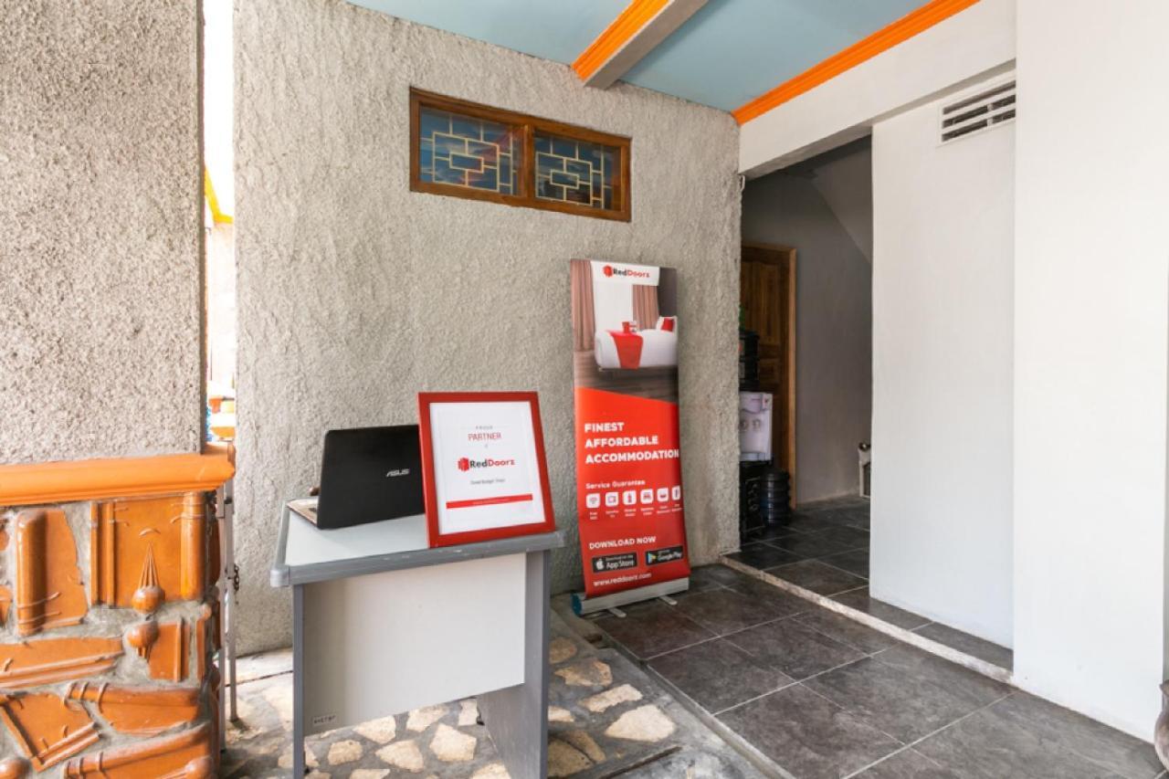 Reddoorz Syariah Near Stadion Manahan Solo 2 Extérieur photo