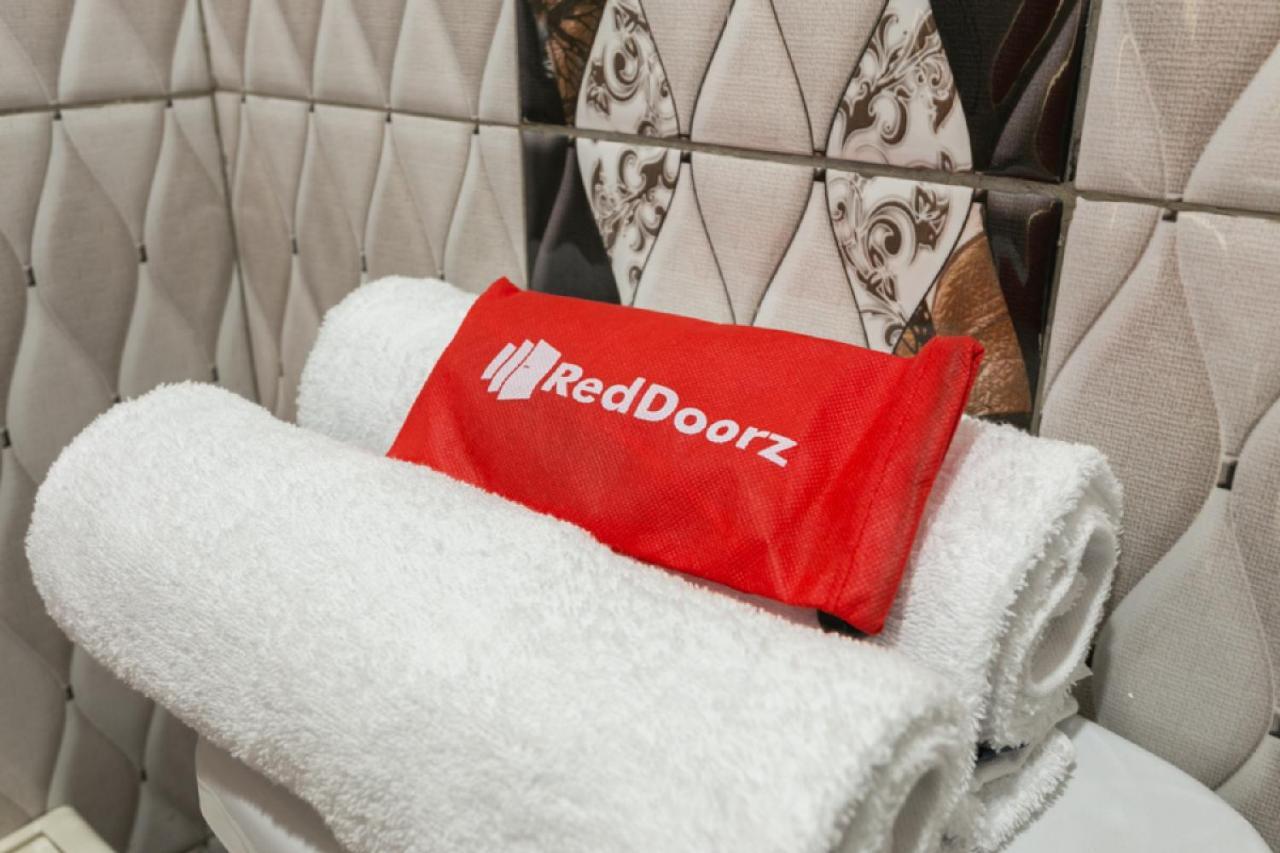 Reddoorz Syariah Near Stadion Manahan Solo 2 Extérieur photo
