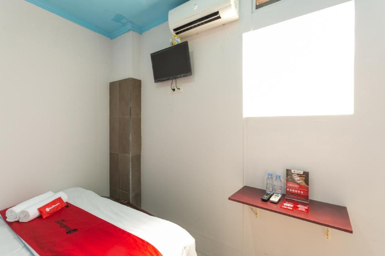 Reddoorz Syariah Near Stadion Manahan Solo 2 Extérieur photo
